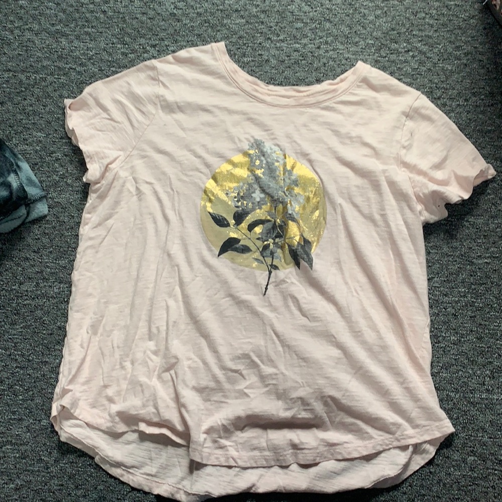 Old navy shirt